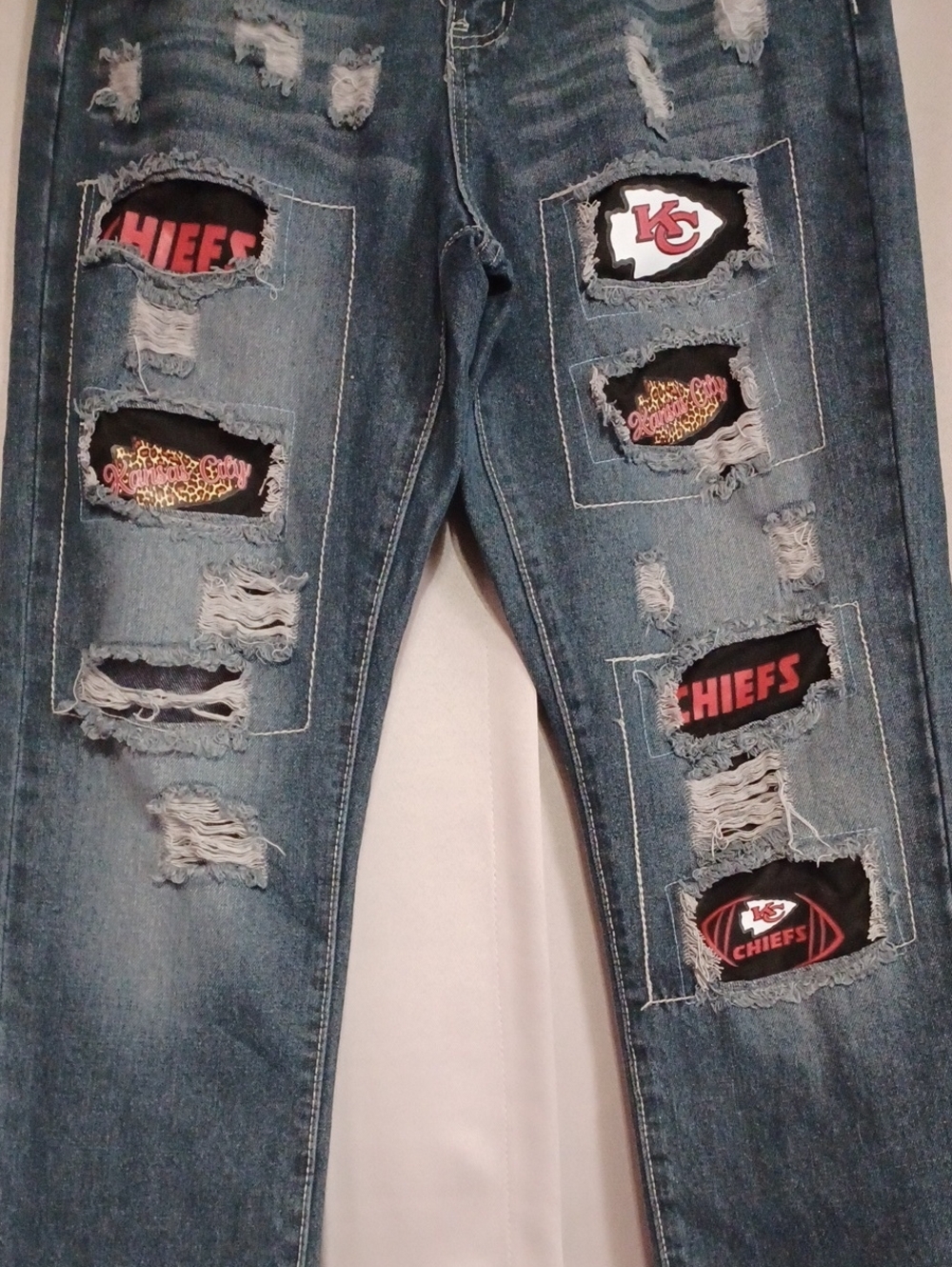 Kansas City Chiefs Custom Distressed Patchwork Jeans NFL Football Fan Game Day - Picture 6 of 15